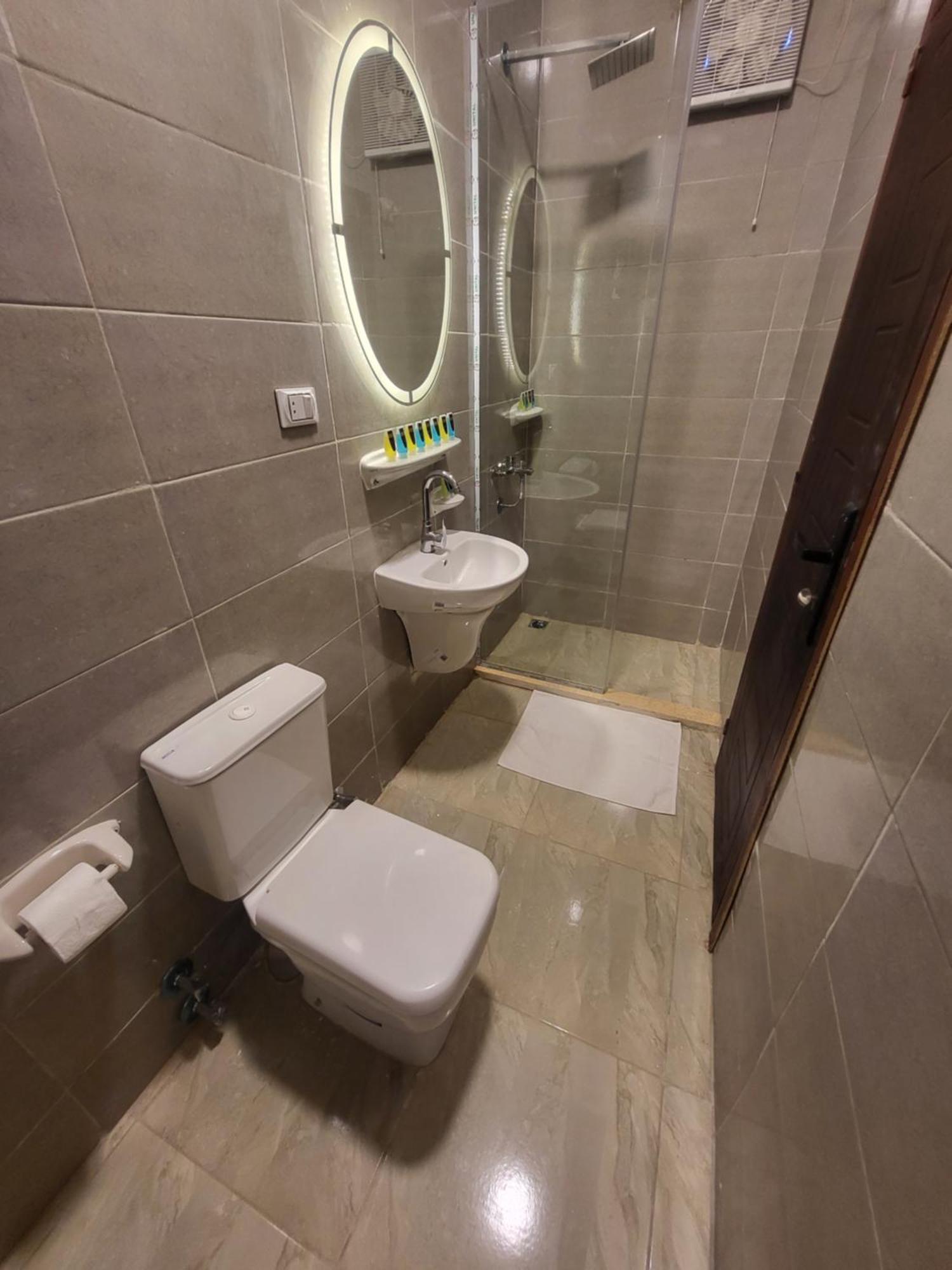 Global Pyramids View Inn Kafrat al Jabal Exterior photo