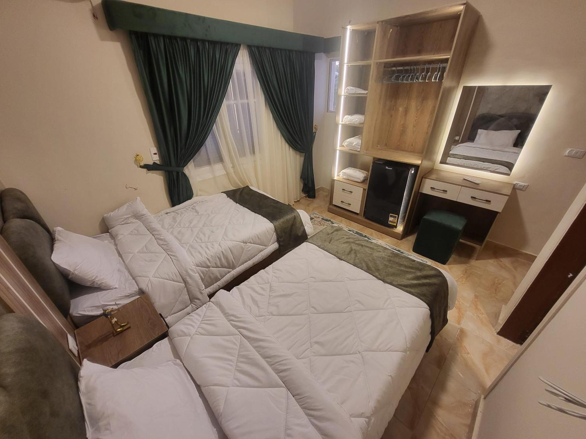 Global Pyramids View Inn Kafrat al Jabal Exterior photo